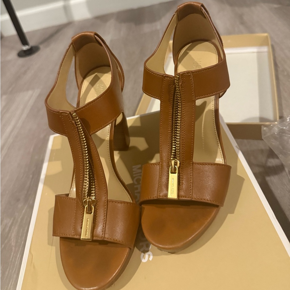 Michael Kors Berkley Sandal in Tan Leather